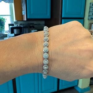 3.75 ctw moissanite flower tennis bracelet